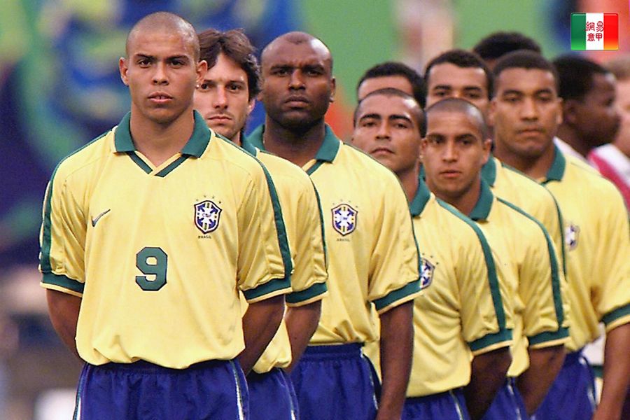 全力进攻的 全力进攻的