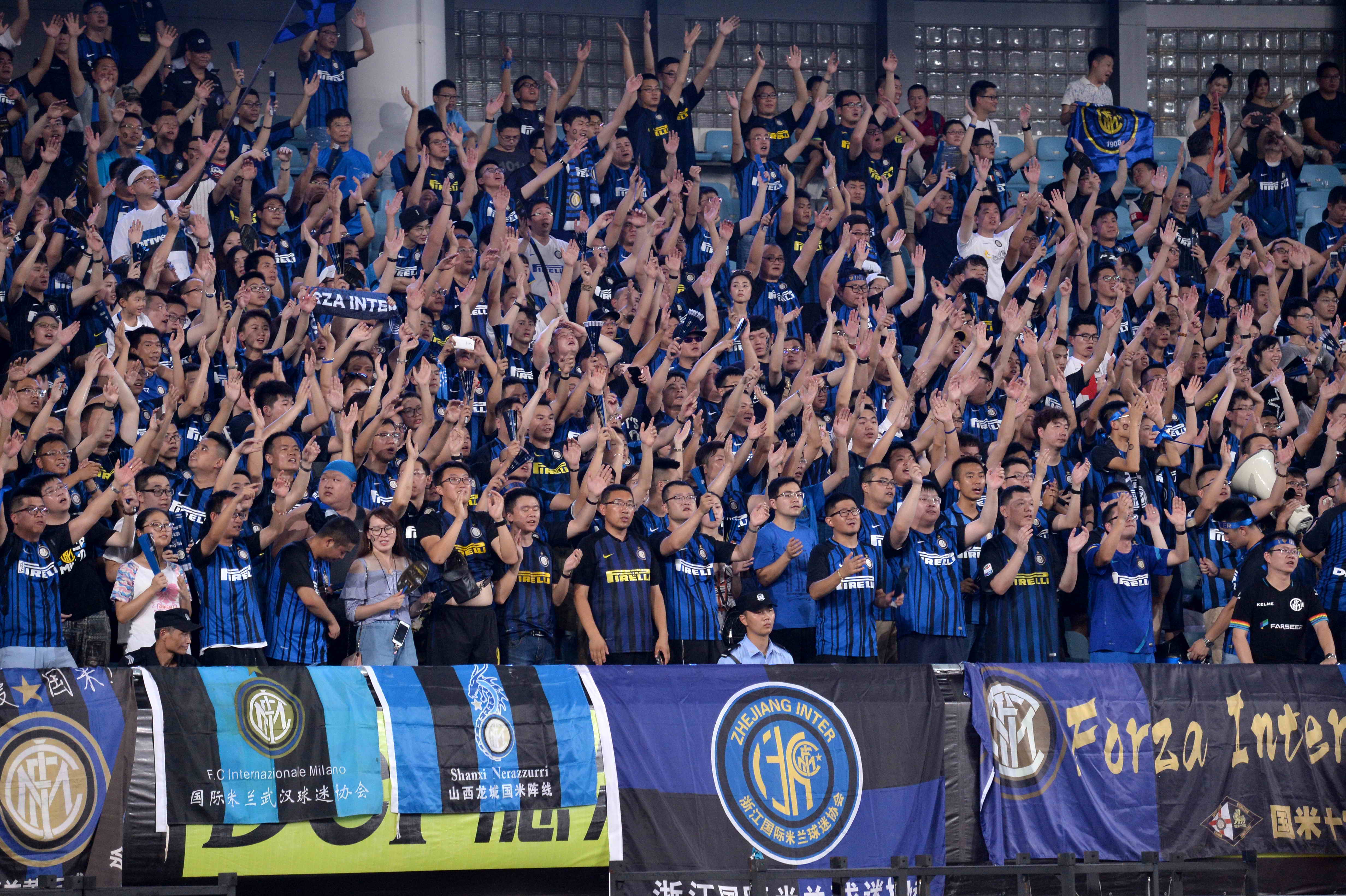 由赵继伟持 由赵继伟持