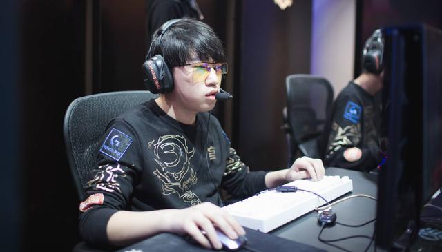 在一次采访 在一次采访